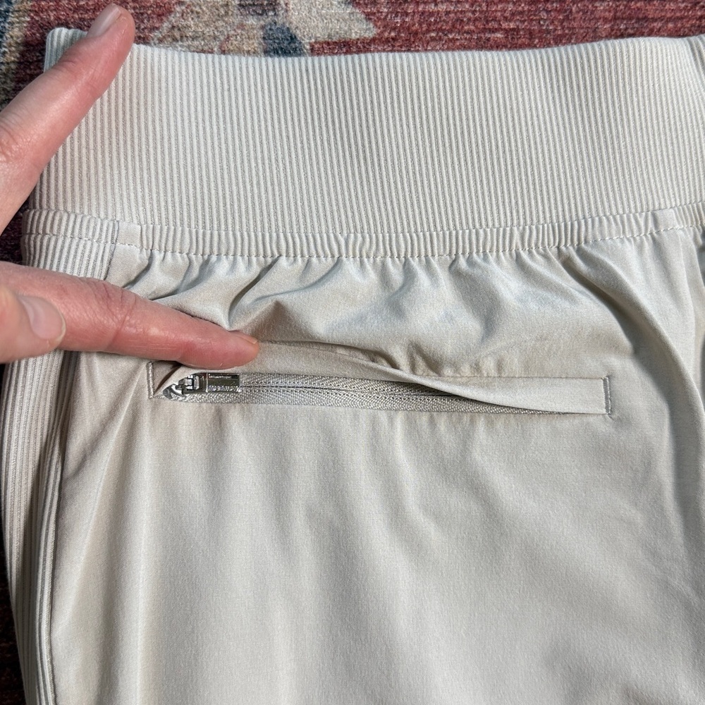 ATHLETA Brooklyn Mid Rise Ankle Pant Size 4 - Picture 9 of 13